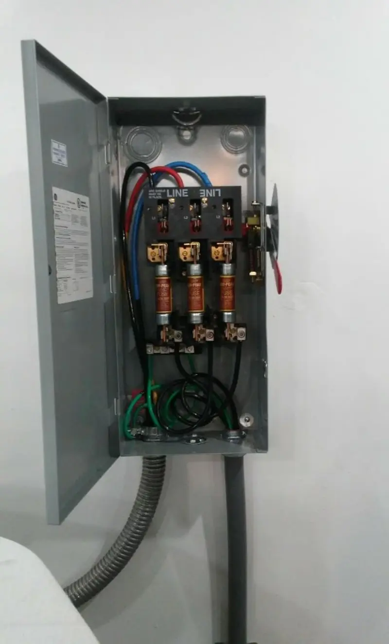Three-phase disconnect switch installed for Electrical Wiring & Rewiring in Kennewick